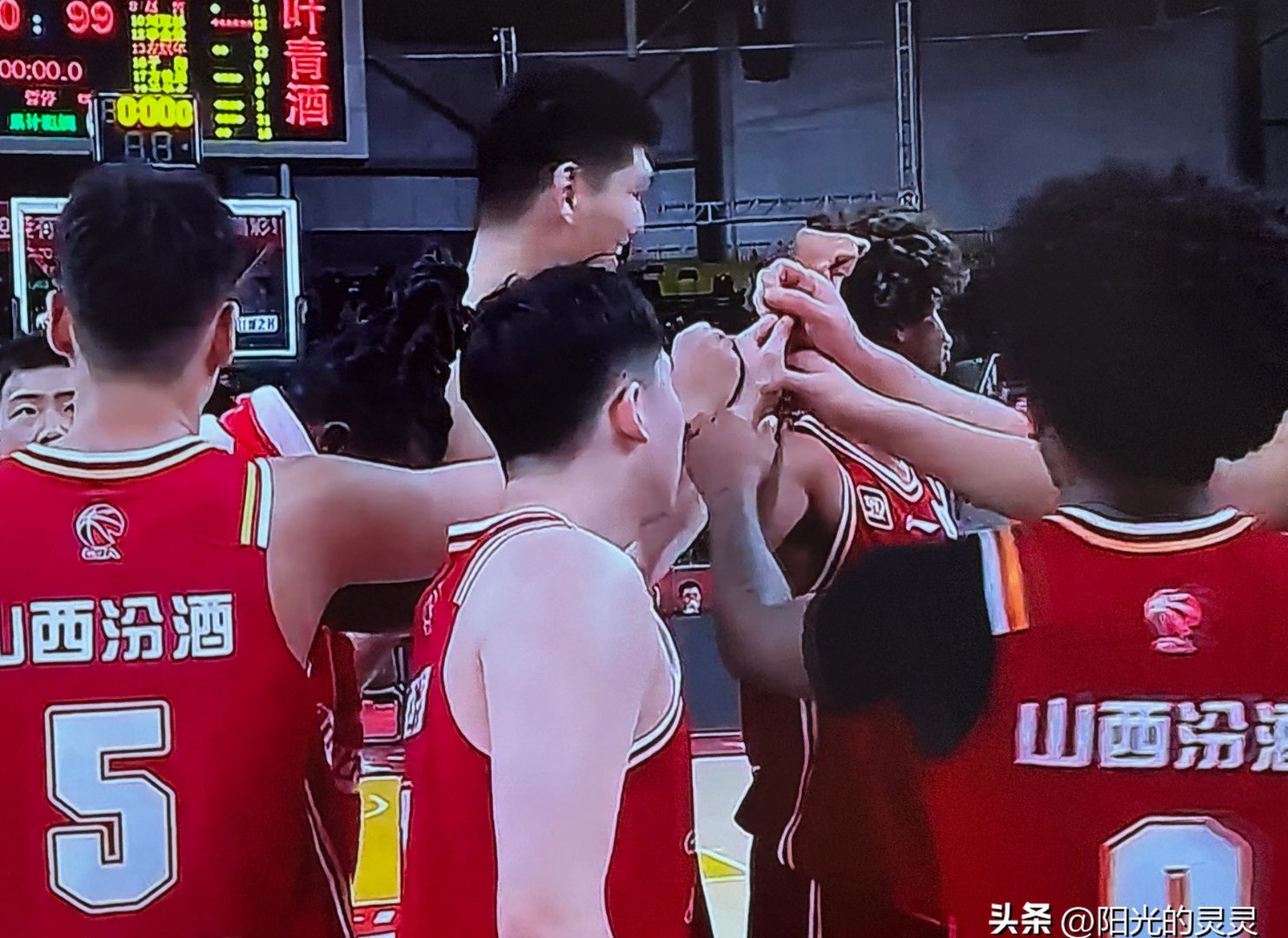 惊险！山西篮球队绝杀，豪取胜利